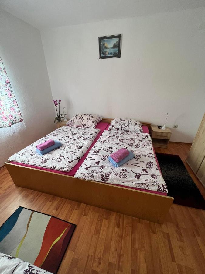 Apartman Djak Plitvička Jezera Buitenkant foto